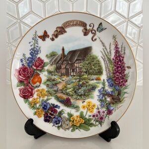 VINTAGE English Country Garden 1988 Collector Plate Dot Barlowe Cottagecore